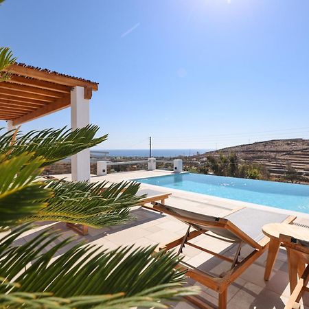 Para Principe Tinos Agios Sostis  Luaran gambar